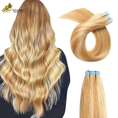 Les extensions de cheveux humains ondulés de couleur jaune