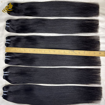 Cheveux vierges brésiliens non transformés, brésiliens soyeux, cheveux humains droits