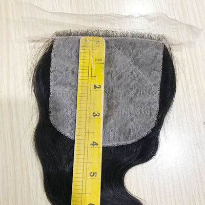 Passez la fermeture en dentelle de cheveux humains Pass The Needle 4*4 Dentelle transparente Body Wave Noir naturel Fermeture