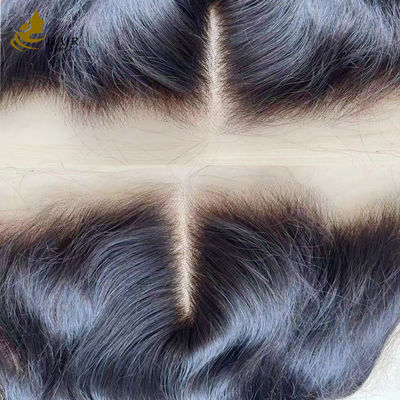 Coupe de cheveux naturelle à boucle flottante