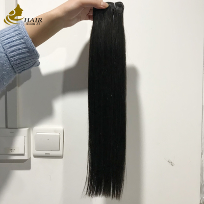 Cheveux humains vierges de qualité supérieure en boucles naturelles de cheveux noirs droits