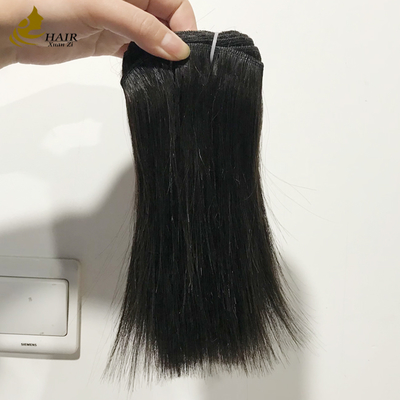 Cheveux humains vierges de qualité supérieure en boucles naturelles de cheveux noirs droits